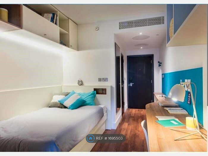 Studio To Rent In Tinworth Street Spring Mews, London, SE11