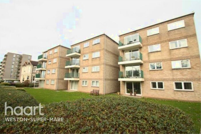 2 Bedroom Flat To Rent In Chandos Court, BS23