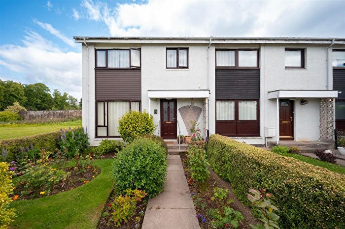 3 Bedroom End Of Terrace House For Sale In Bellfield, Invergordon, IV18