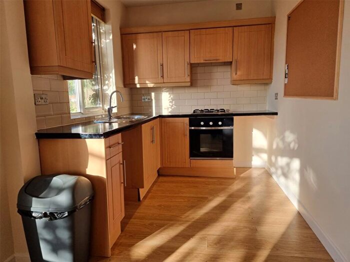 2 Bedroom Apartment To Rent In Hucknall Road, Nottingham, Nottinghamshire, NG5