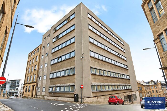 Studio To Rent In Olicana House, Chapel Street, Bradford, BD1