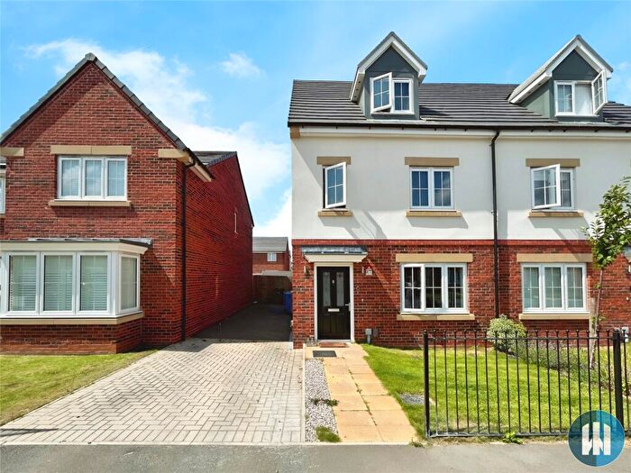 4 Bedroom Semi-Detached House To Rent In Dalton Place, Halewood, Liverpool, L26