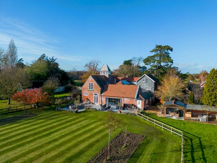 4 Bedroom Detached House For Sale In Sopley Park, Sopley, Christchurch, BH23