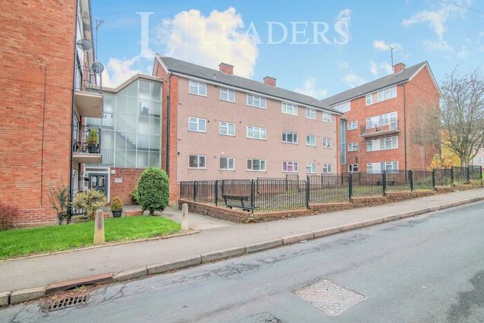 2 Bedroom Flat To Rent In Islington Road, Halesowen, B63