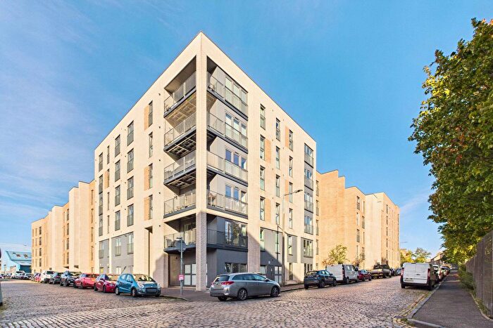 2 Bedroom Flat For Sale In / West Bowling Green Street, Leith, Edinburgh, EH6