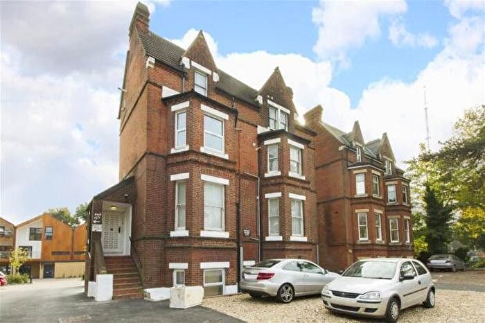 2 Bedroom Flat To Rent In Church Road, London, SE19