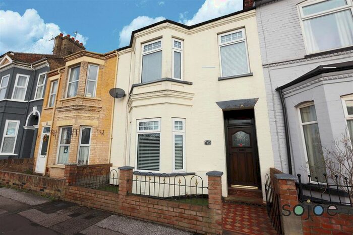 3 Bedroom Terraced House To Rent In Denmark Road, Lowestoft, NR32