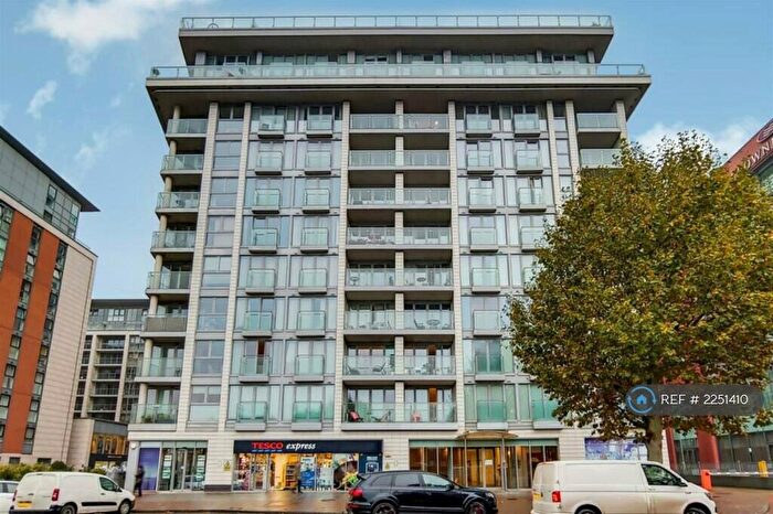 1 Bedroom Flat To Rent In The Oxygen Apartments, London, E16