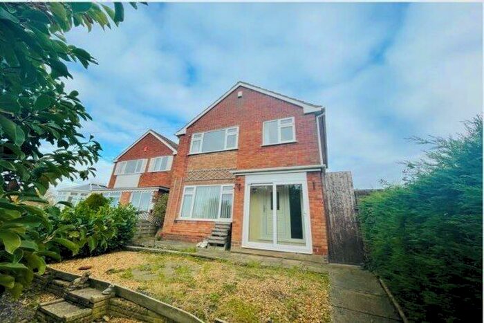 3 Bedroom Property To Rent In Coventry Road, Tamworth, B78