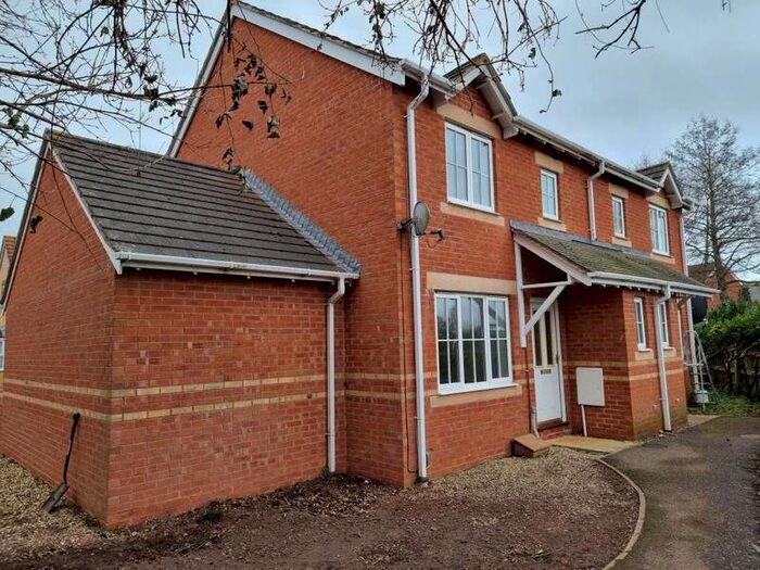 3 Bedroom Property To Rent In The Shaulders, Taunton, TA2