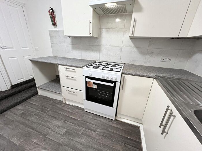 1 Bedroom Flat To Rent In Springfield Road, East Ham, E6