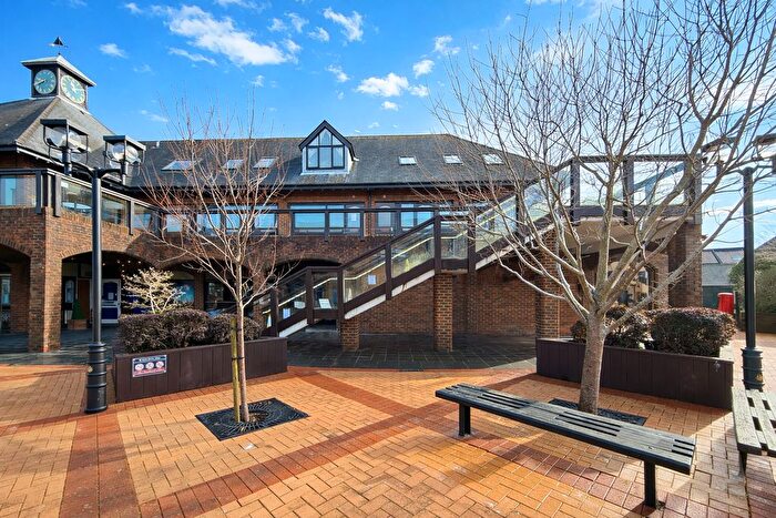 Studio To Rent In Shamrock Way, Hythe, Southampton, SO45