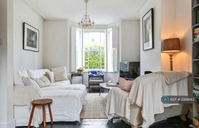 3 Bedroom Terraced House To Rent In Albyn Road, London, SE8