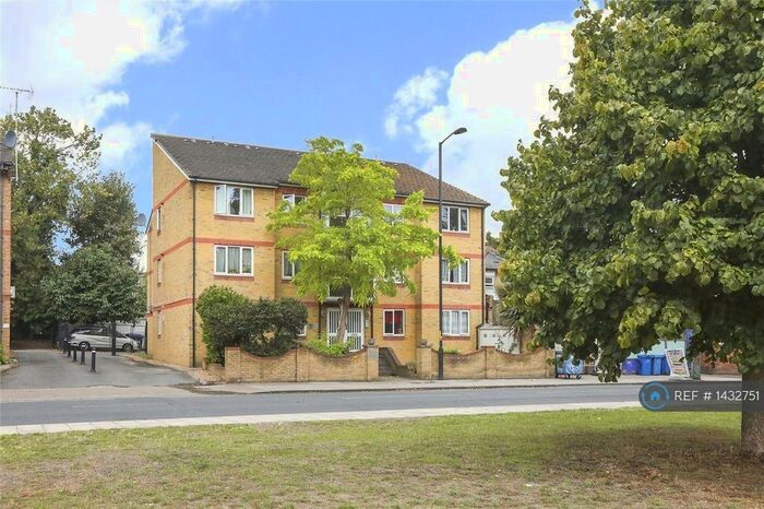 1 Bedroom Flat To Rent In Henley Court, London, SE15