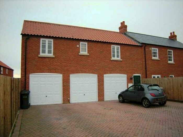 2 Bedroom Semi-Detached House To Rent In Honeysuckle Lane, Wragby, LN8