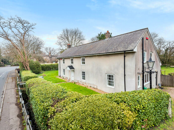 Houses for sale & to rent in BH16 6JQ, New Road, Lytchett Minster And