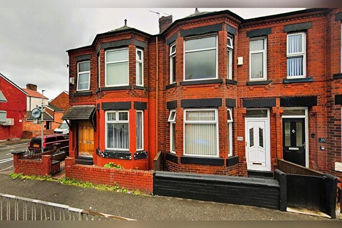 4 Bedroom Terraced House To Rent In Chapman Street, Manchester, M18