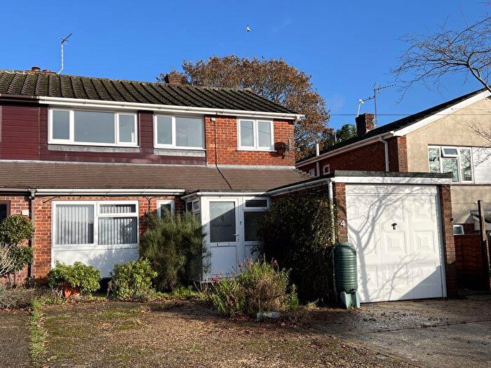 4 Bedroom Semi Detached House To Rent In Bishops Waltham - Close To Town, SO32