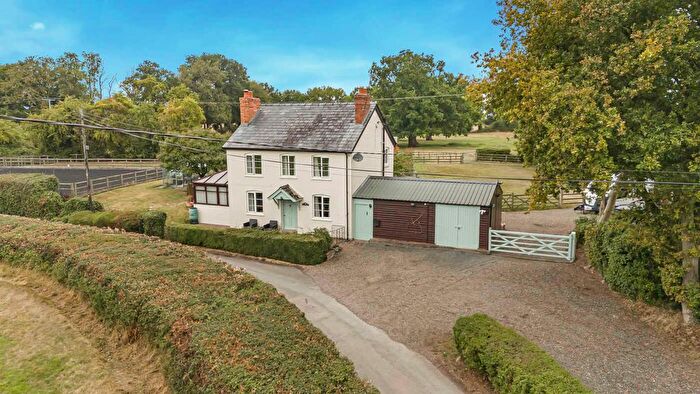 3 Bedroom Equestrian For Sale In Sunnyside, Dilwyn, Hereford, HR4