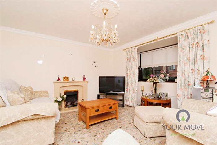 2 Bedroom Bungalow For Sale In St. Johns Close, Hugglescote, Coalville, Leicestershire, LE67