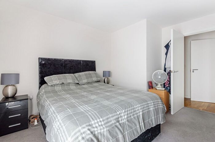 1 Bedroom Flat For Sale In Arla Place, Ruislip, HA4