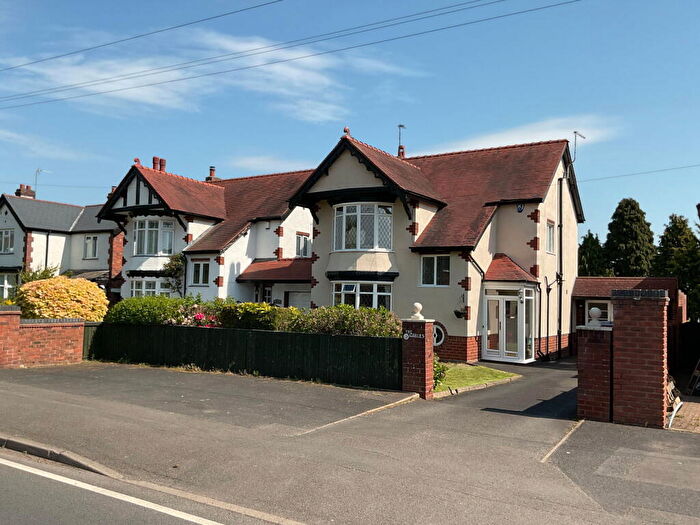 3 Bedroom Detached House For Sale In Vicarage Road, Wollaston, Stourbridge, DY8