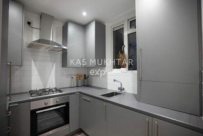 1 Bedroom Flat For Sale In Mitchell House, College Cross, N1