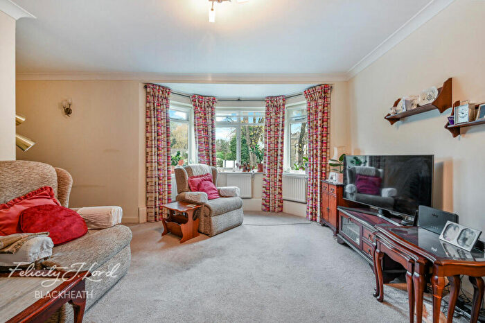 1 Bedroom Retirement Property For Sale In Westcombe Park Road, London, SE3