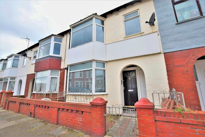 2 Bedroom Flat To Rent In Brighton Avenue, Blackpool, FY4
