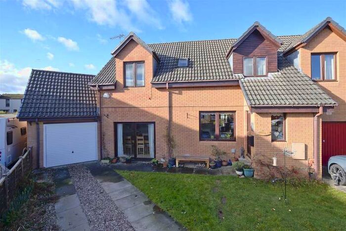 4 Bedroom Semi-Detached House For Sale In 17 Hendersyde Park, Kelso, TD5