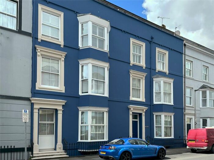 Flat To Rent In Islay Court, Victoria Street, Tenby, Pembrokeshire, SA70
