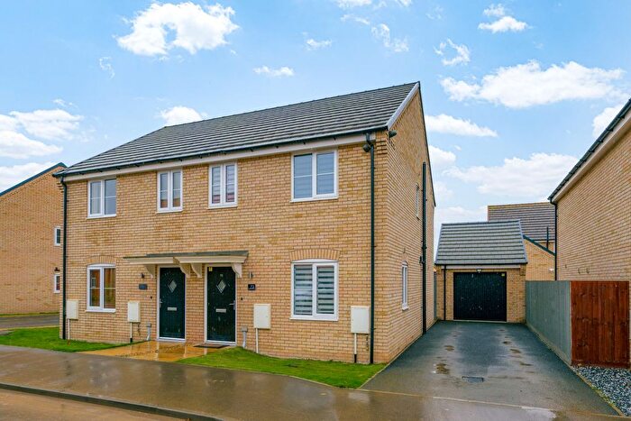 3 Bedroom Semi Detached House For Sale In Woodland Road, Kirton, Boston, PE20