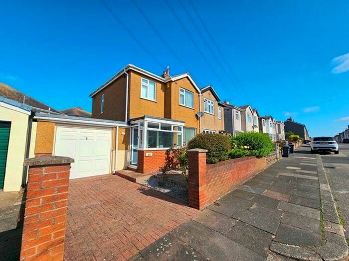 3 Bedroom Semi-Detached House To Rent In Portsmouth Street, Walney Island, Barrow, LA14
