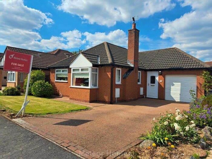 2 Bedroom Detached House For Sale In Cotham Gardens, Keelby, DN41