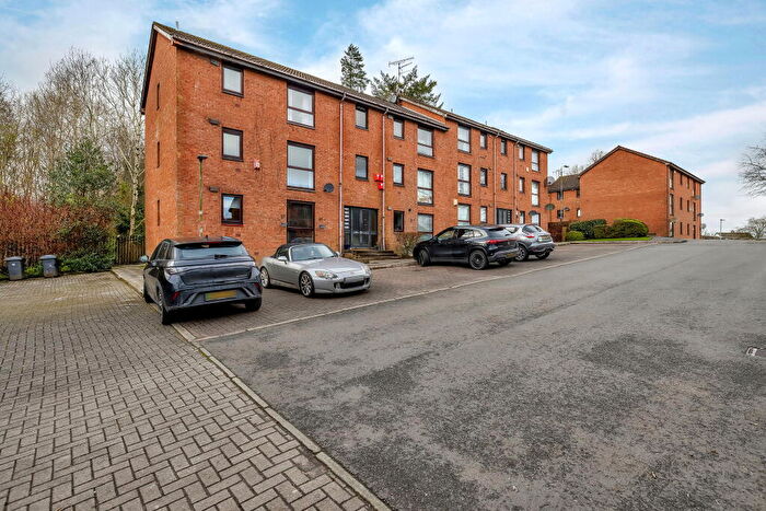 2 Bedroom Flat For Sale In Gallacher Avenue, Paisley, Renfrewshire, PA2
