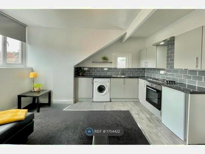 1 Bedroom Flat To Rent In Victoria Park Avenue, Leeds, LS13