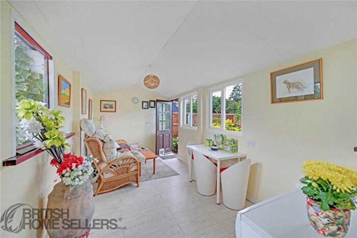 2 Bedroom Bungalow For Sale In Plume Avenue, Colchester, Essex, CO3