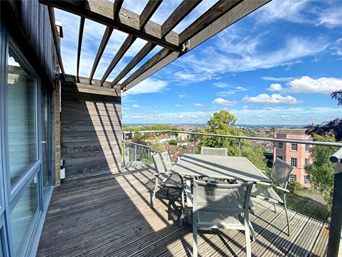 2 Bedroom Flat To Rent In Praedium, Chapter Walk, Redland, Bristol, BS6