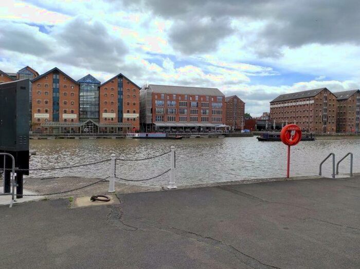 1 Bedroom Flat To Rent In The Docks, Gloucester, GL1