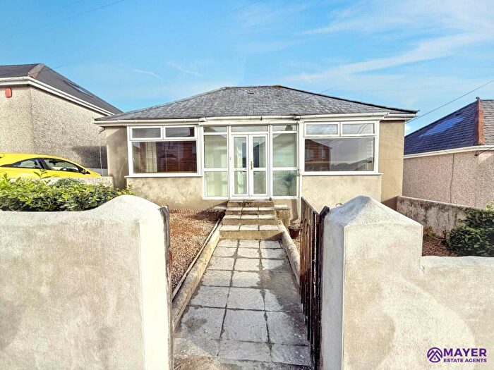 2 Bedroom Detached Bungalow For Sale In Lansdowne Road, Plymouth, PL6