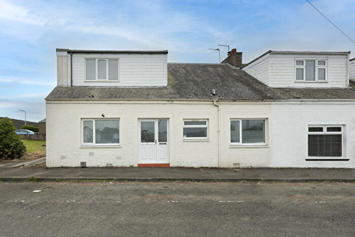 4 Bedroom End Of Terrace House For Sale In Natal Place, Cowdenbeath, KY4