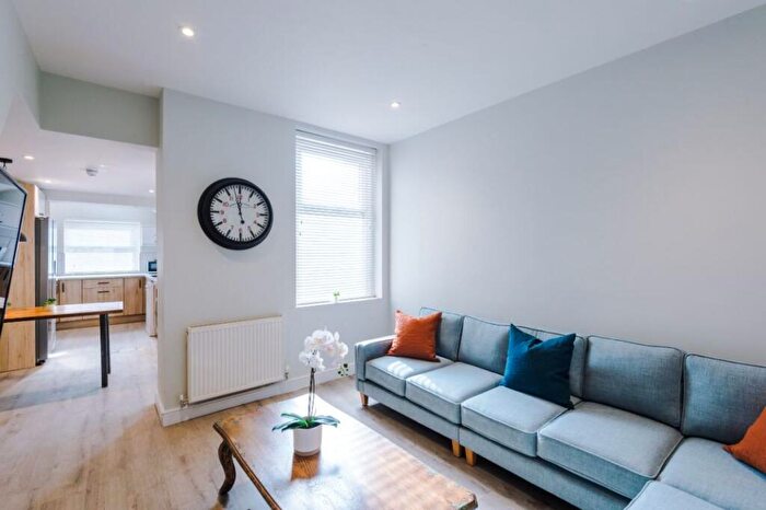 6 Bedroom Terraced House To Rent In Milking Stile Lane, Lancaster, LA1