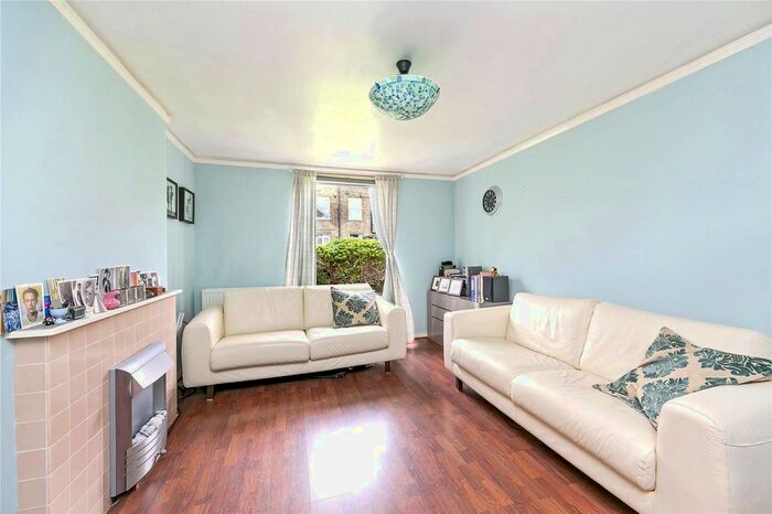 1 Bedroom Flat To Rent In Grena Road, Richmond, TW9