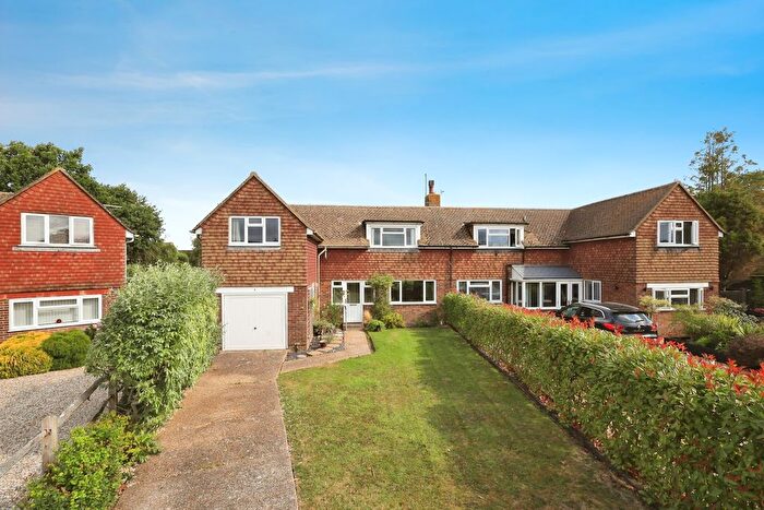3 Bedroom Semi-Detached House For Sale In Ashtonville Close, Ringmer, Lewes, East Sussex, BN8