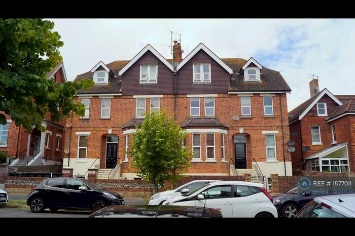 1 Bedroom Flat To Rent In Enys Road, Eastbourne, BN21