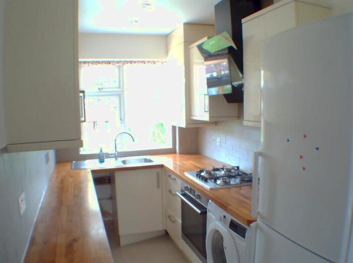 3 Bedroom Semi-Detached House To Rent In Addison Avenue, Hounslow, TW3