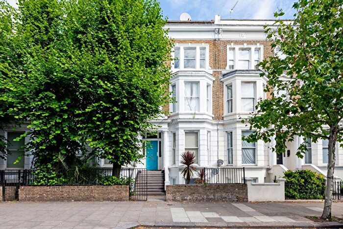 3 Bedroom Flat To Rent In Elgin Avenue, Maida Vale, W9