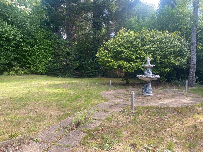 5 Bedroom House To Rent In Pine Drive, Chilworth, SO16