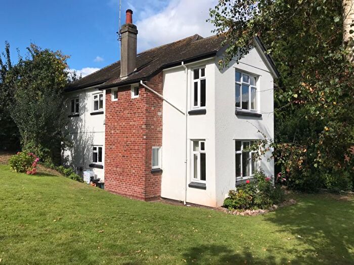 4 Bedroom Detached House To Rent In Meadfoot Road, Torquay, TQ1