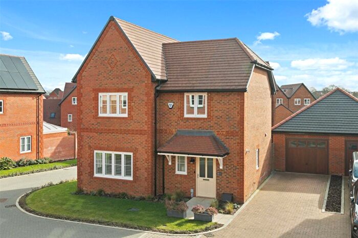 4 Bedroom Detached House For Sale In Wells Close, Warfield, Bracknell, Berkshire, RG42
